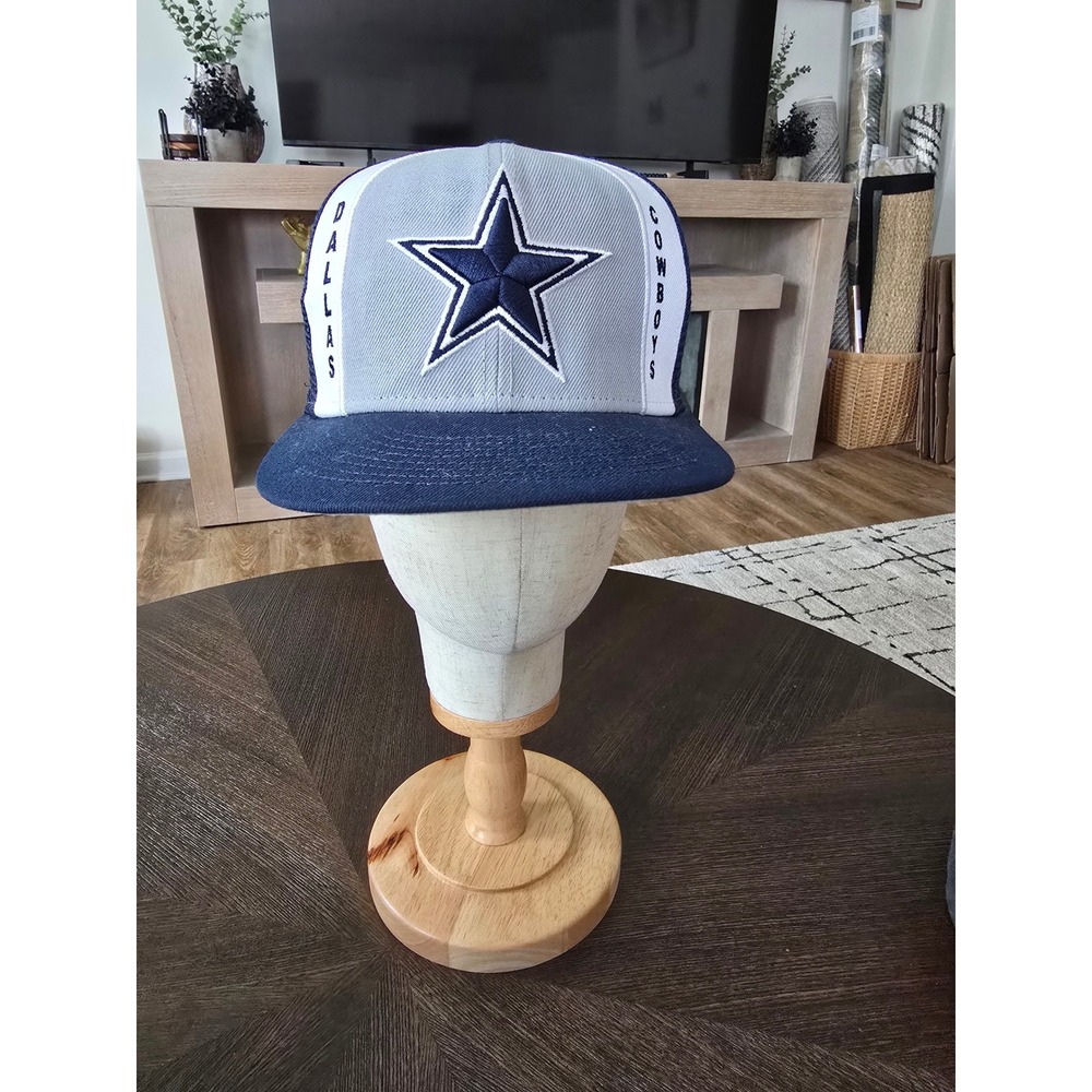 New Era Dallas Cowboys 9FIFTY Snapback Trucker Hat Navy Grey Mesh NFL Cap